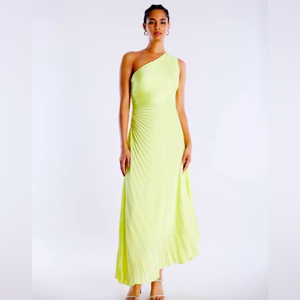Acacia One Shoulder Satin Gown Size 2 in Sunny Lime
